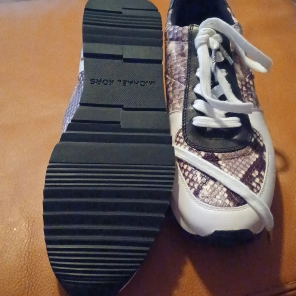> Michael Kors Black and White Snakeskin Sneakers Women's Size 10